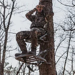 Climbing Treestand with Mossy Oak Camo – Silent, Portable Hunting Blind for Bow & Rifle - AureliaAdventure