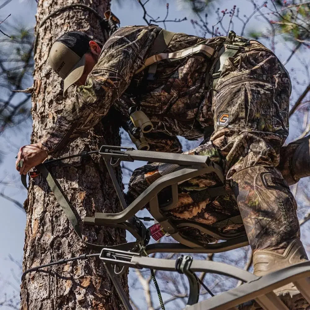 Climbing Treestand with Mossy Oak Camo – Silent, Portable Hunting Blind for Bow & Rifle - AureliaAdventure
