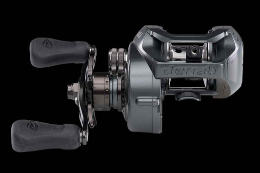 Novus Elite Casting Reel - AureliaAdventure