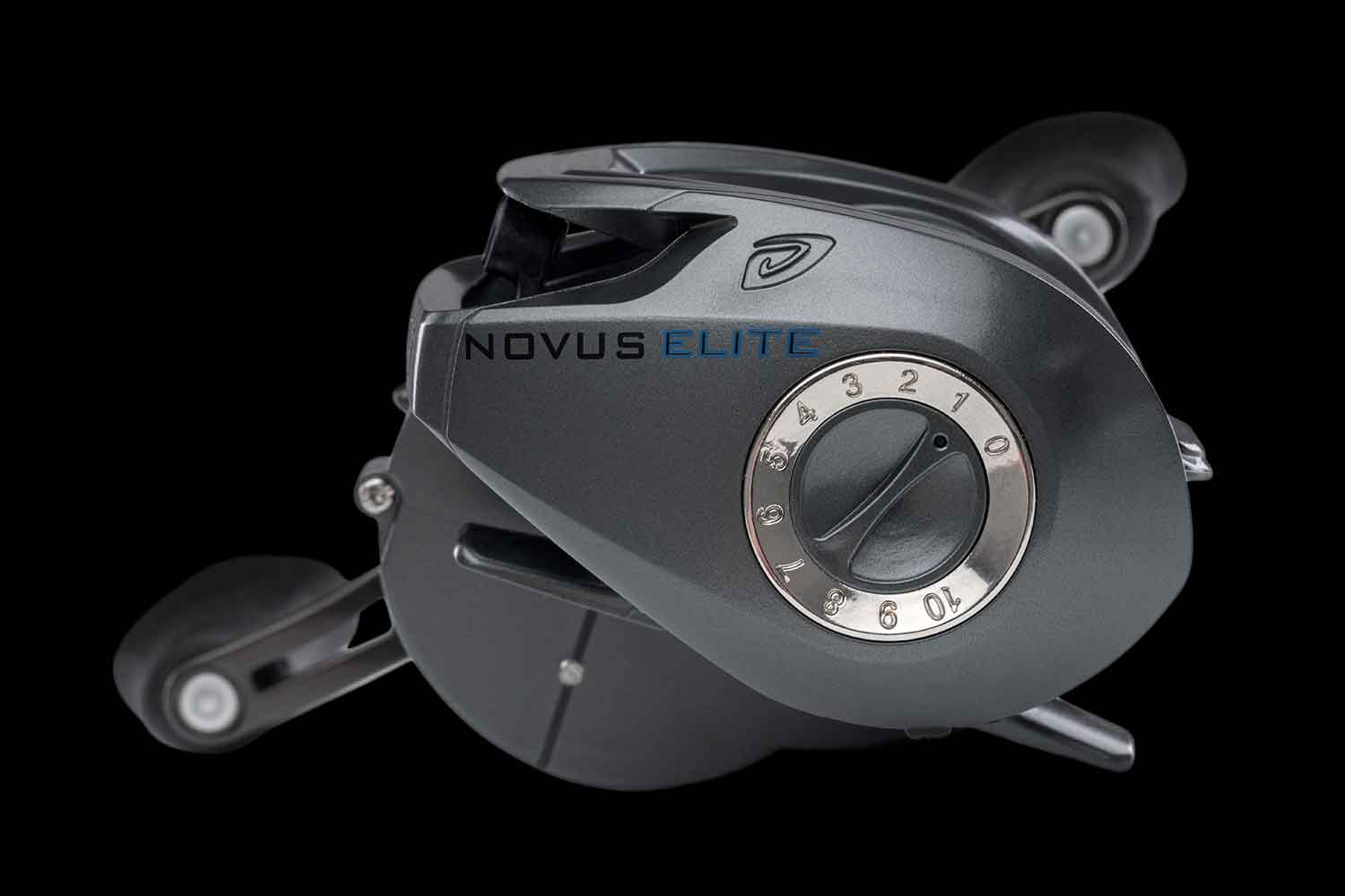 Novus Elite Casting Reel - AureliaAdventure